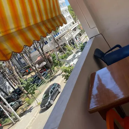 Ani Hotel *