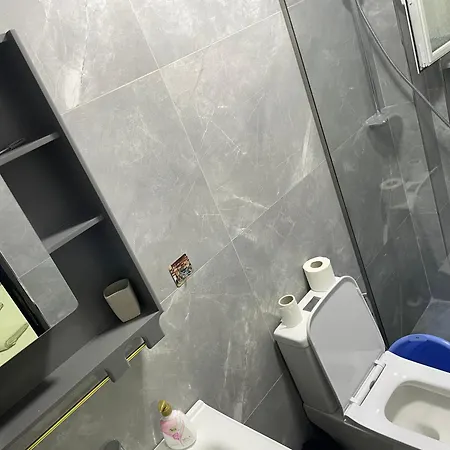 Ani Hotel